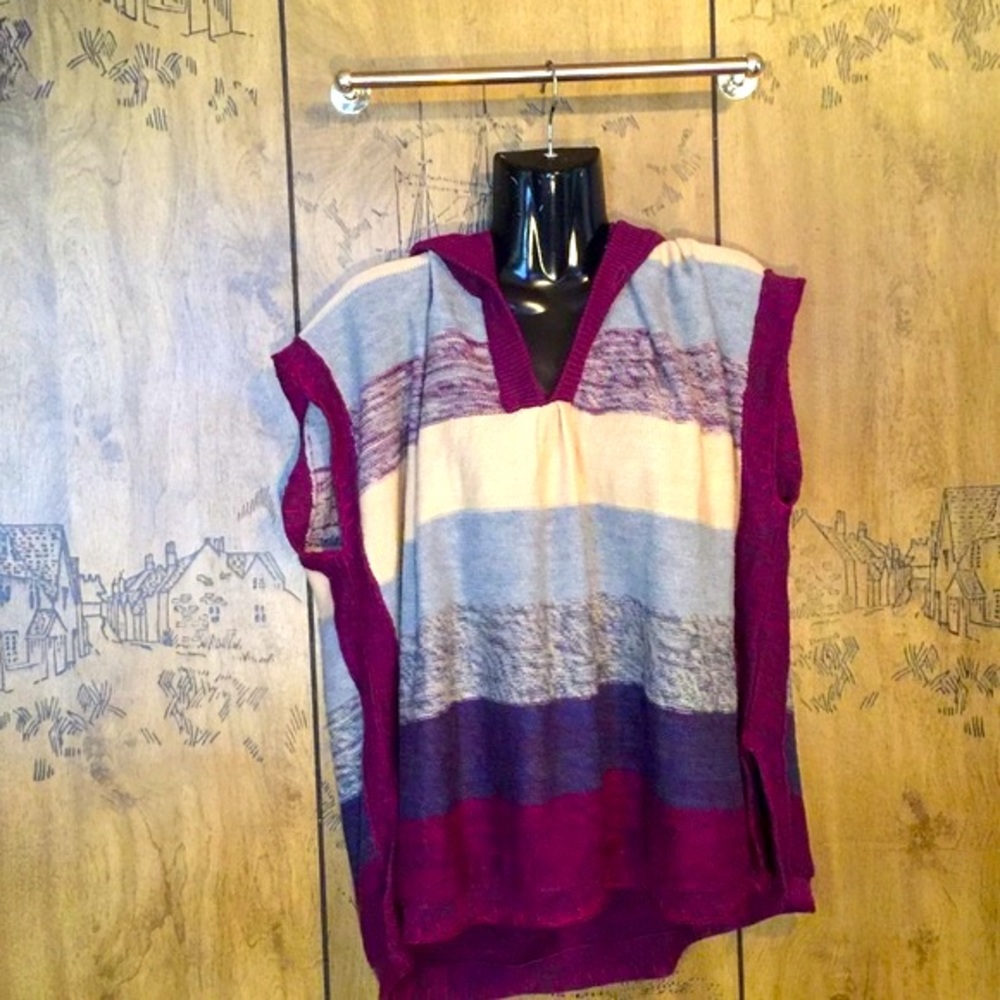Color Block Short Sleeve Poncho